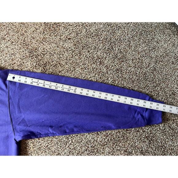 Taylor Swift-Shake It Off Sweatshirt, Fleece, 2XL, Purple, Warm, NWT - Picture 10 of 10